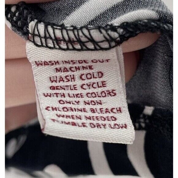 Unbranded Women’s Geometric Print Liquid Knit Beaded Blouse See Measurements‎ - Picture 5 of 8